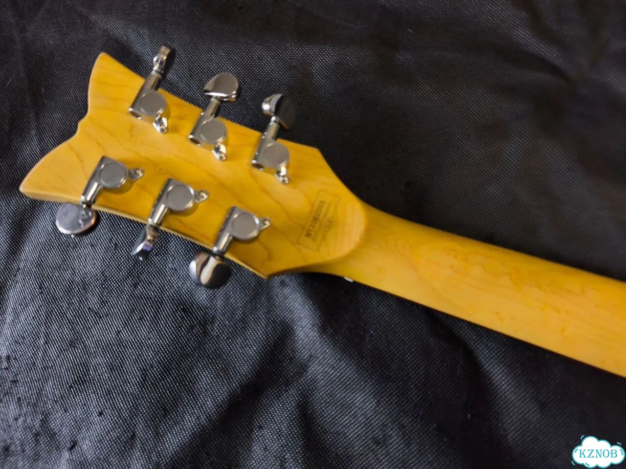Schecter Omen Solo 6 Indonesia Электрогитара фото 10