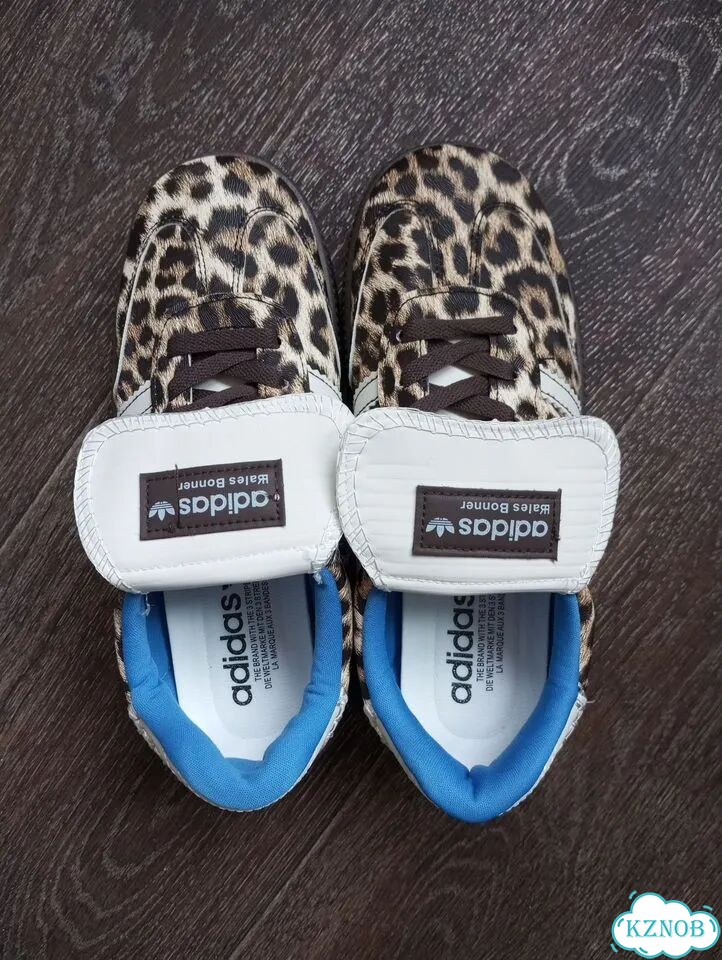 Кроссовки женские adidas новые фото 1