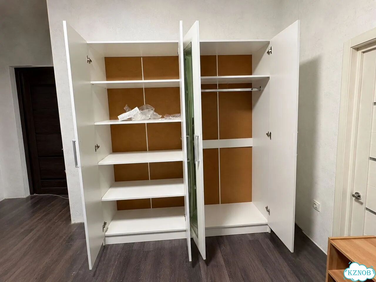 Спальня Уют Белый с кроватью 160х200 фото 5