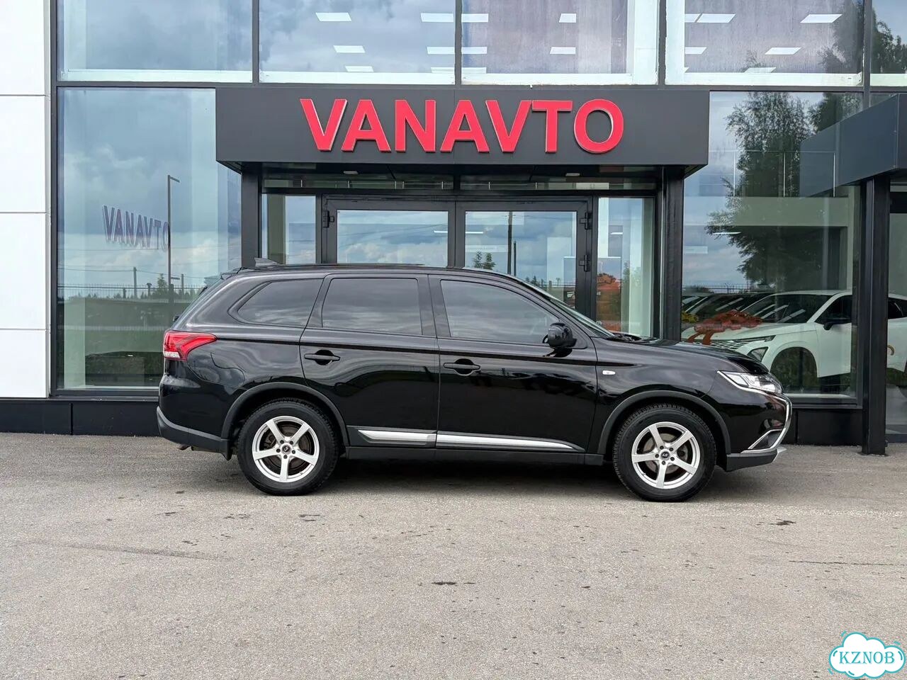 Mitsubishi Outlander 2.0 CVT, 2017, 155 325 км фото 6