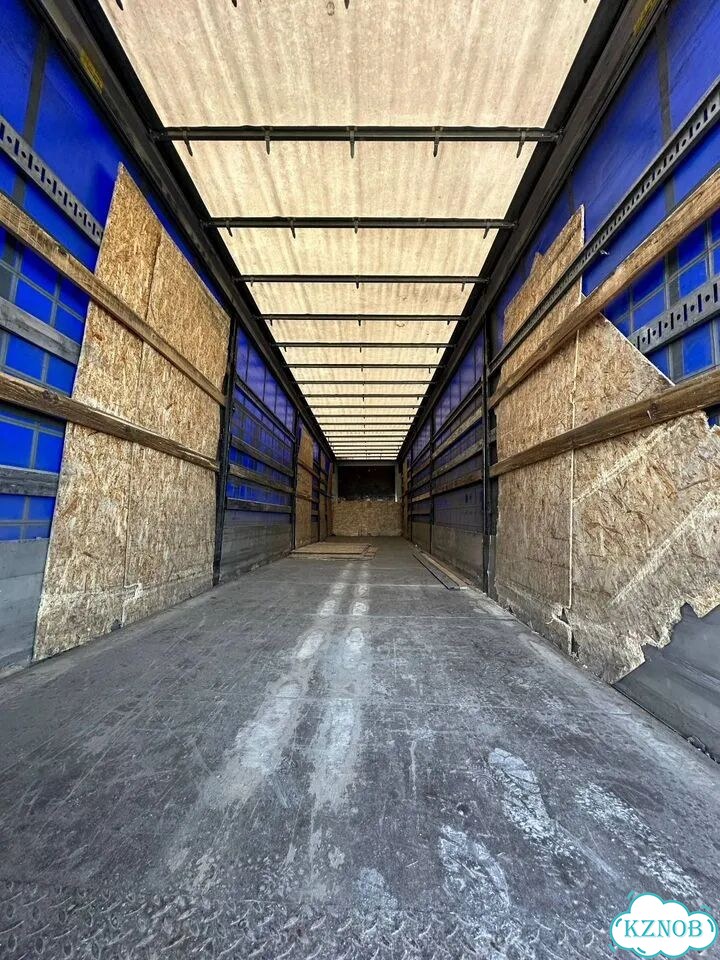 Полуприцеп шторно-бортовой Krone SD, 2015 фото 6