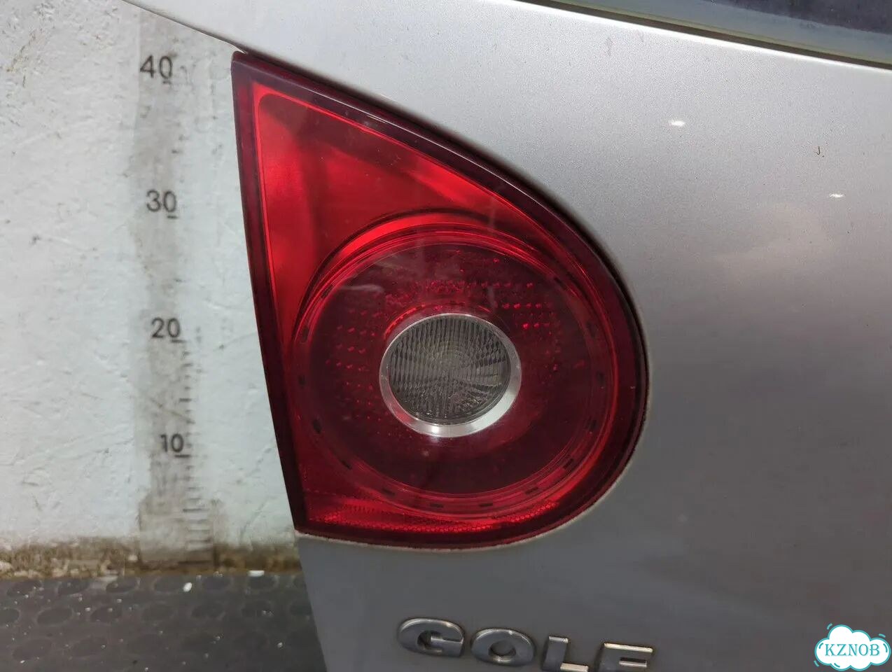 Крышка багажника Volkswagen Golf 5 фото 4
