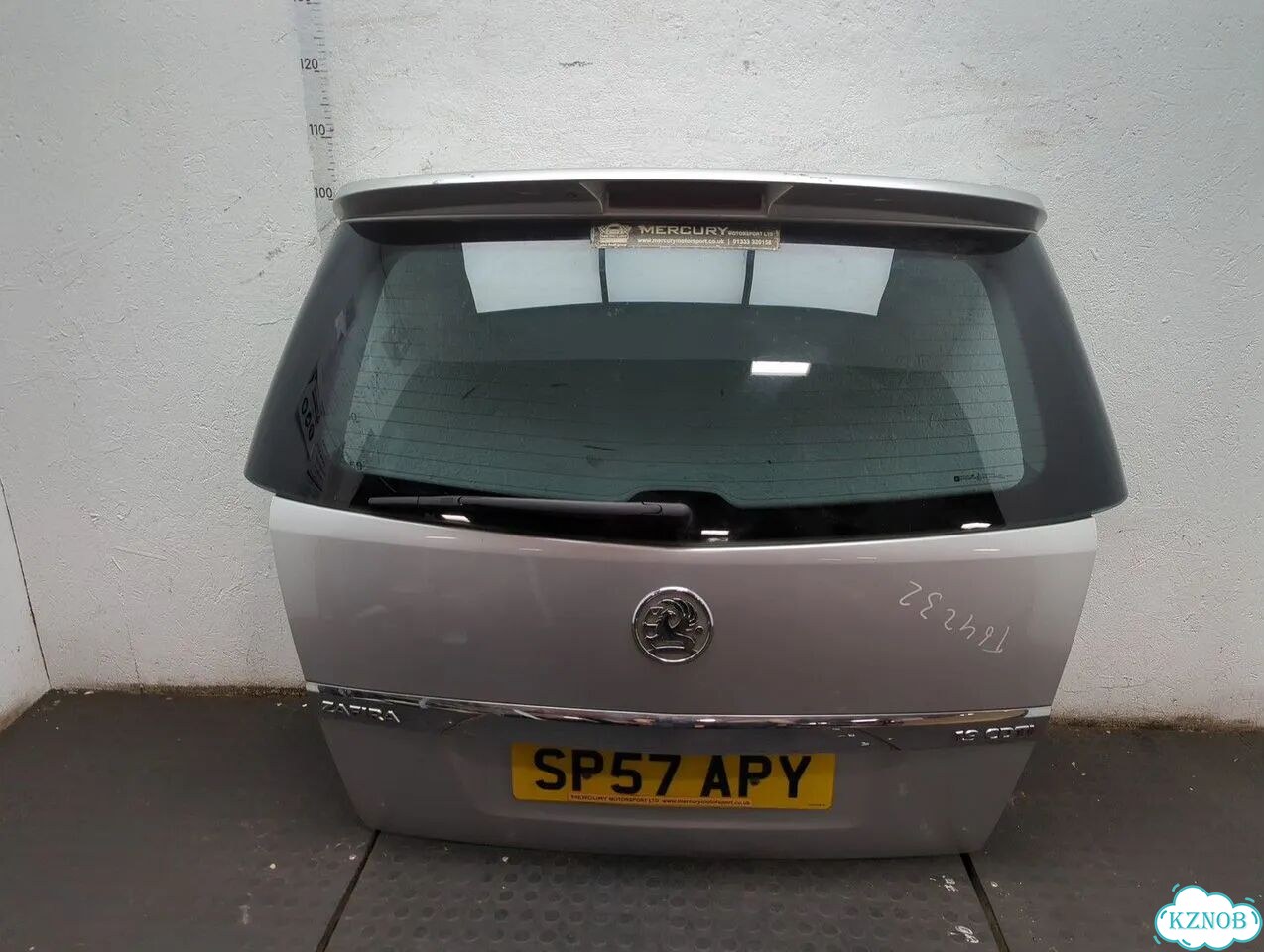 Крышка багажника Opel Zafira B фото 1