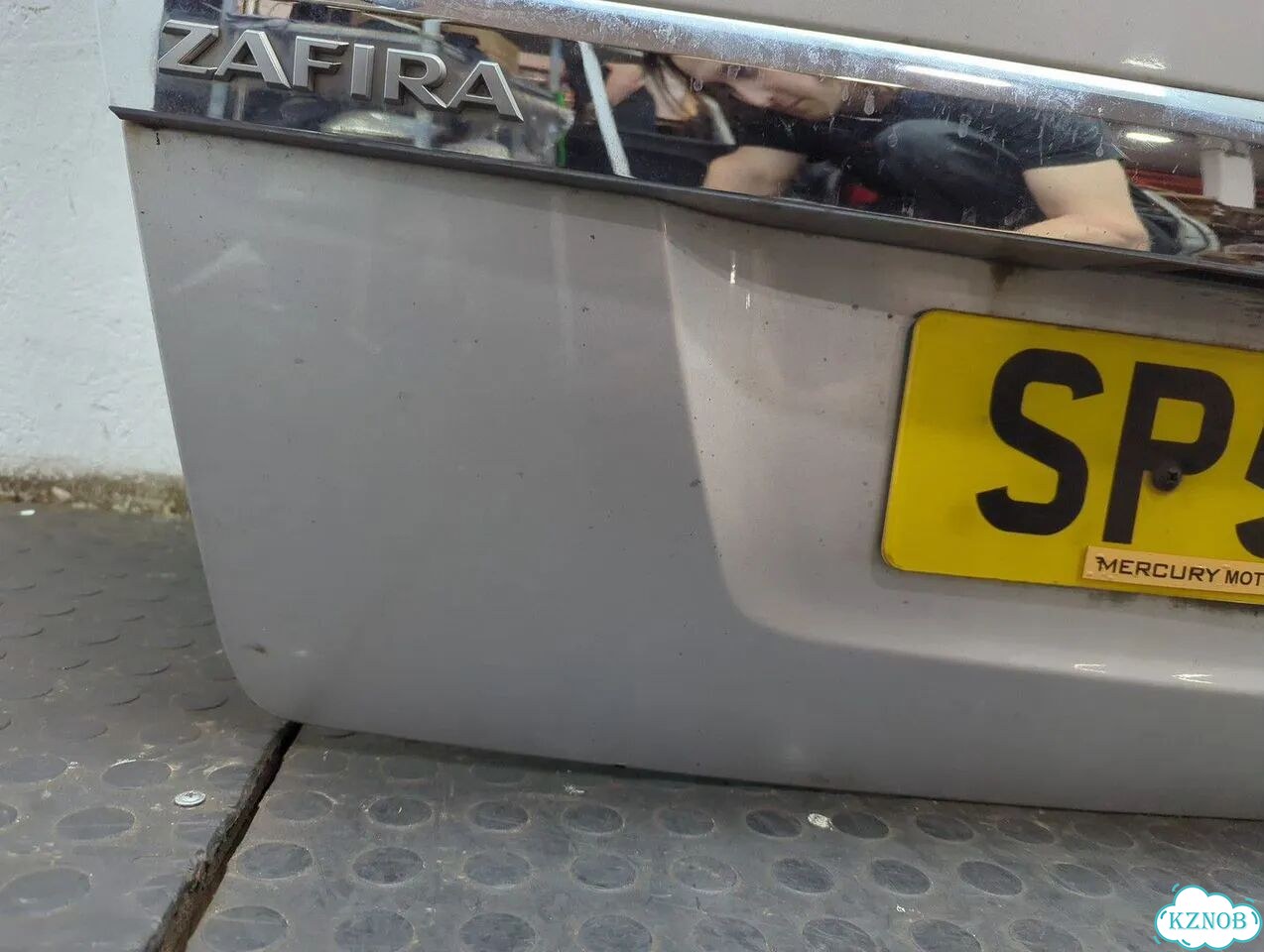 Крышка багажника Opel Zafira B фото 7