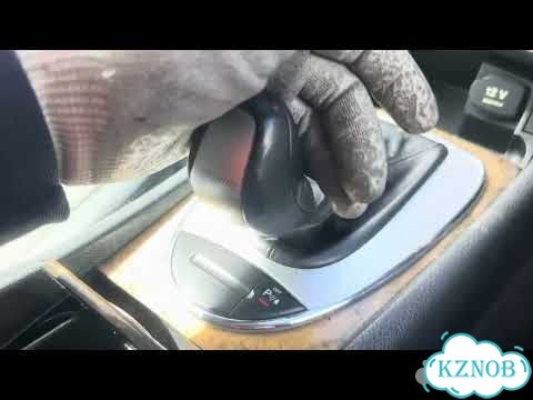 Крышка передняя двс Mercedes E W211 фото 2