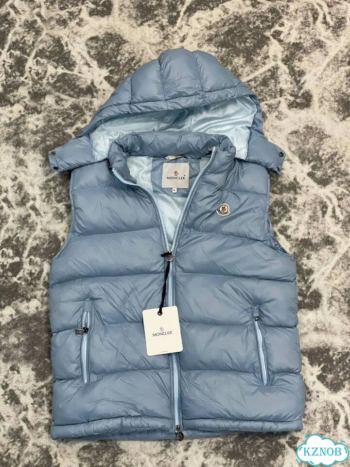 Жилетка Moncler бирюзовая фото 1