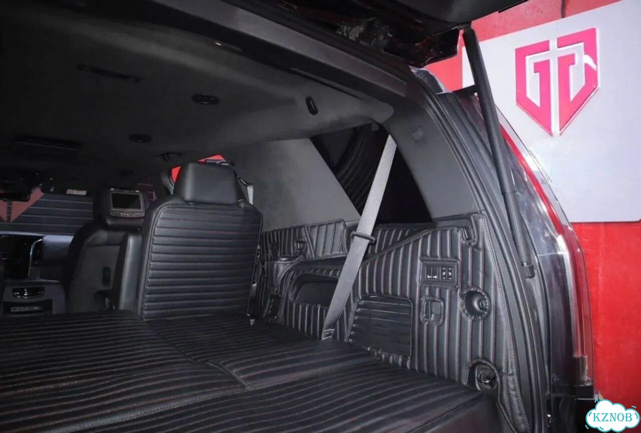 3D коврики в багажник Cadillac Escalade фото 5