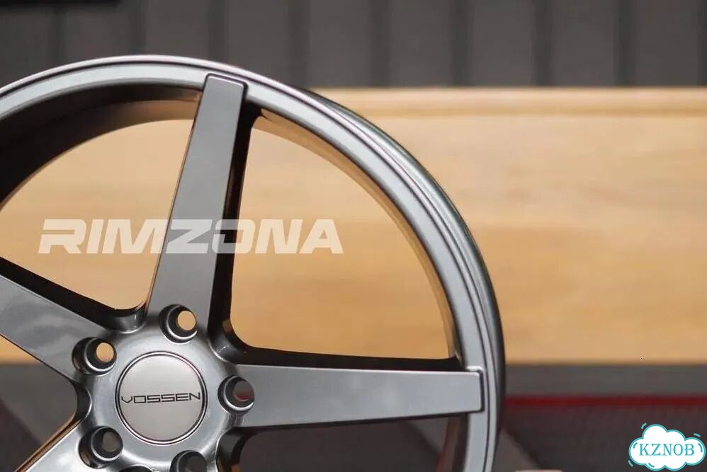 Литые диски Vossen 8×R18 5×114.3 фото 6
