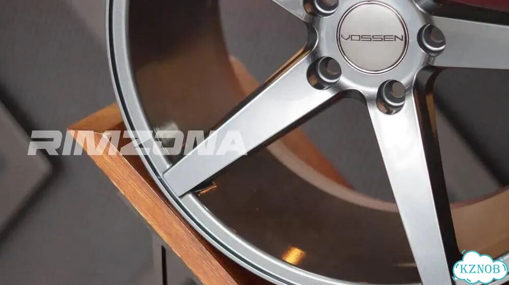 Литые диски Vossen 8×R18 5×114.3 фото 7