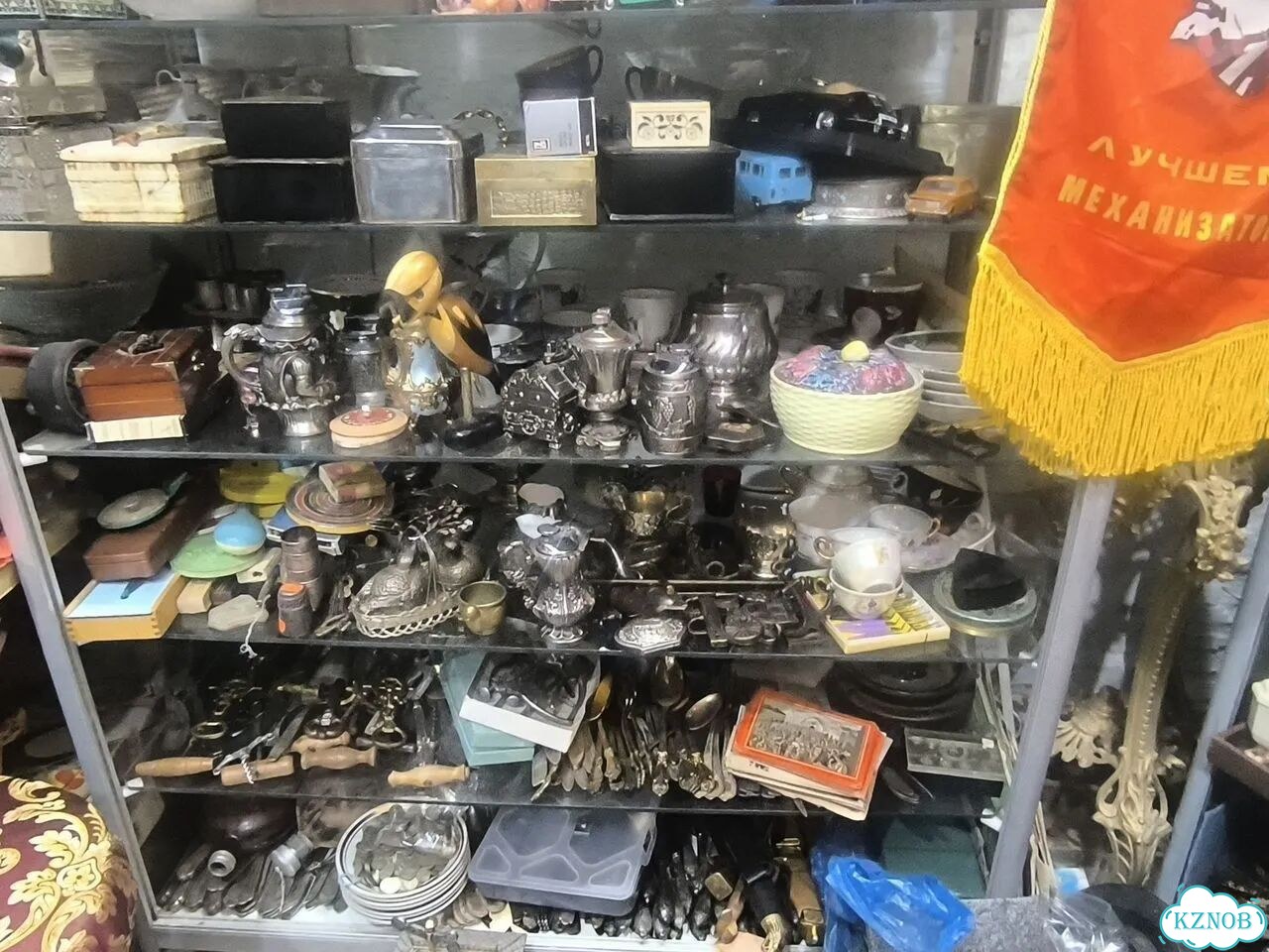 Антикварные вещи в продаже фото 10