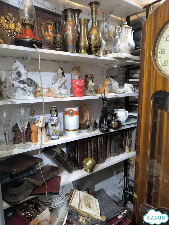 Антикварные вещи в продаже фото 4