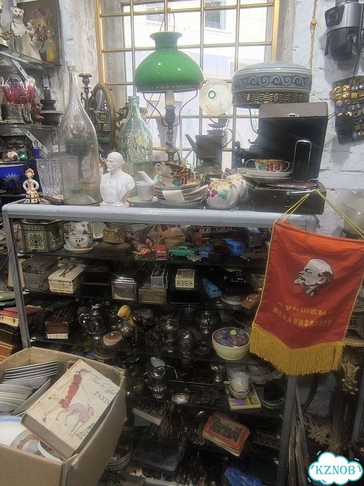 Антикварные вещи в продаже фото 6