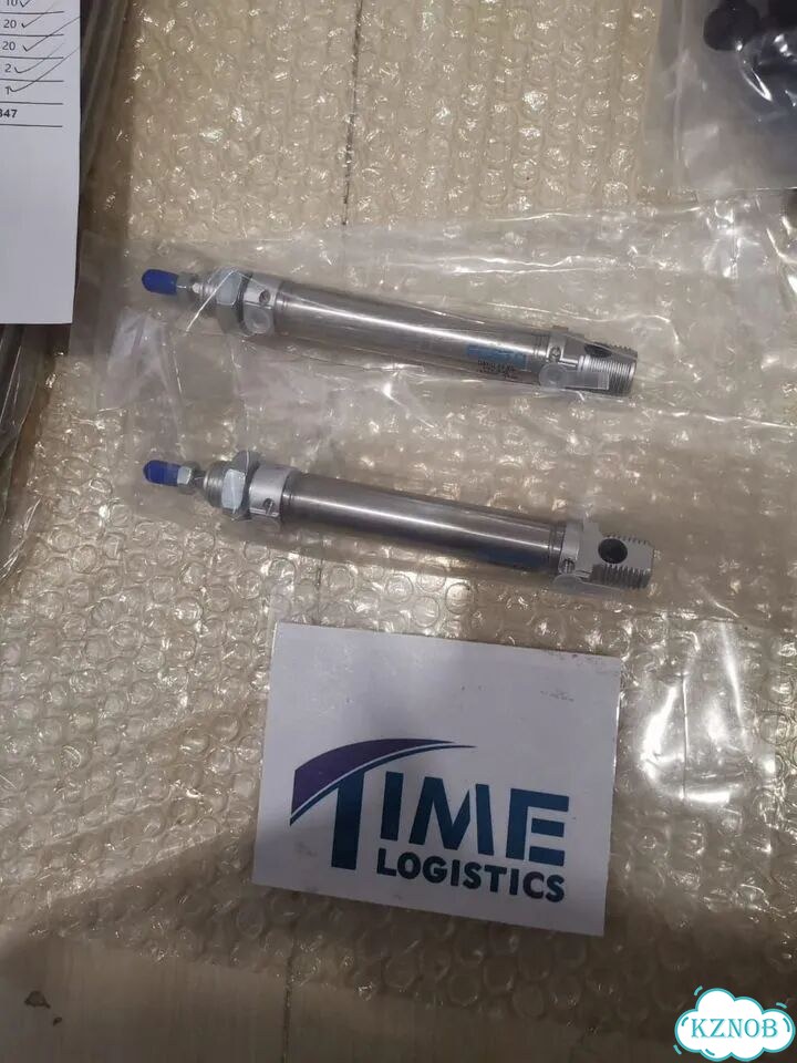 10 Датчик уровня IFM LI 5143 LI0481-K-00knpkg/US фото 2