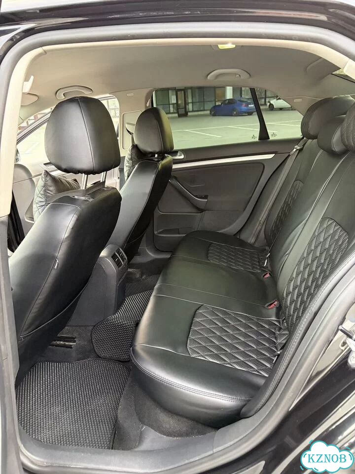 Volkswagen Jetta 1.6 MT, 2010, 280 000 км фото 11