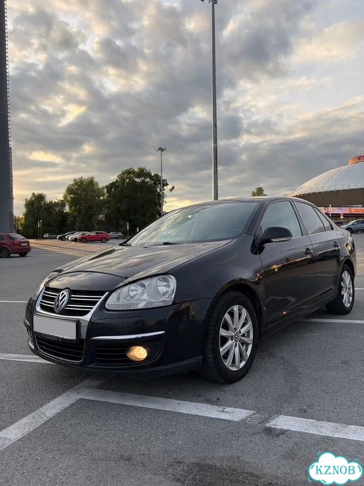 Volkswagen Jetta 1.6 MT, 2010, 280 000 км фото 4