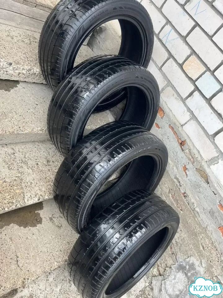 Trailer King RST 235/45 R18 98Y фото 1