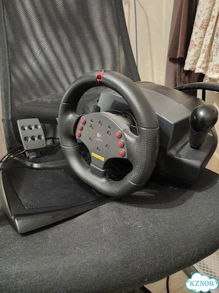 Руль logitech momo racing 900 градусов фото 1