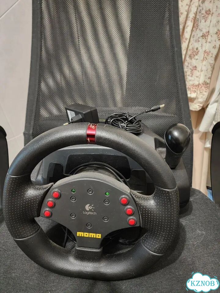 Руль logitech momo racing 900 градусов фото 2