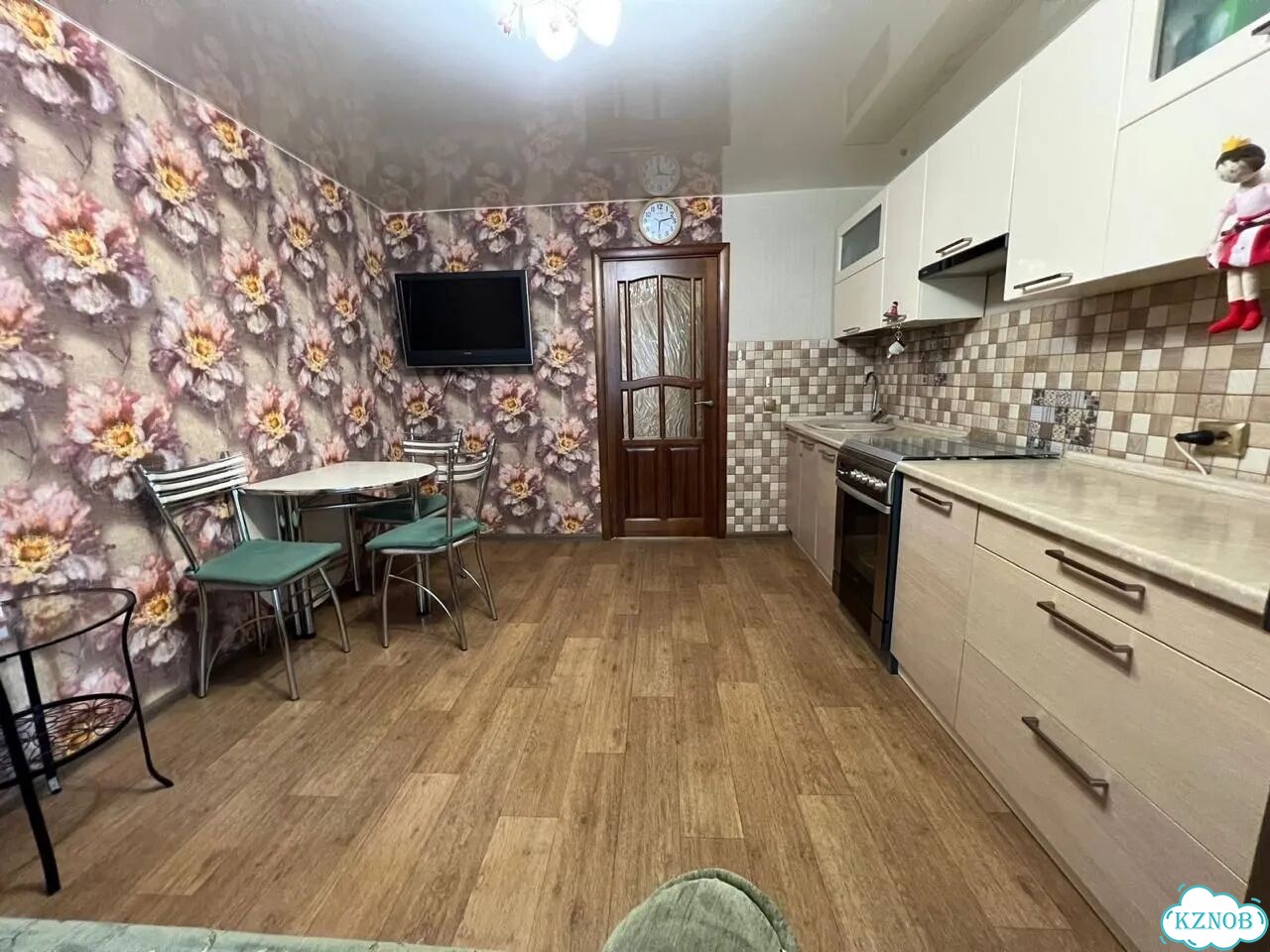 2-к. квартира, 74,2 м², 1/10 эт. фото 4