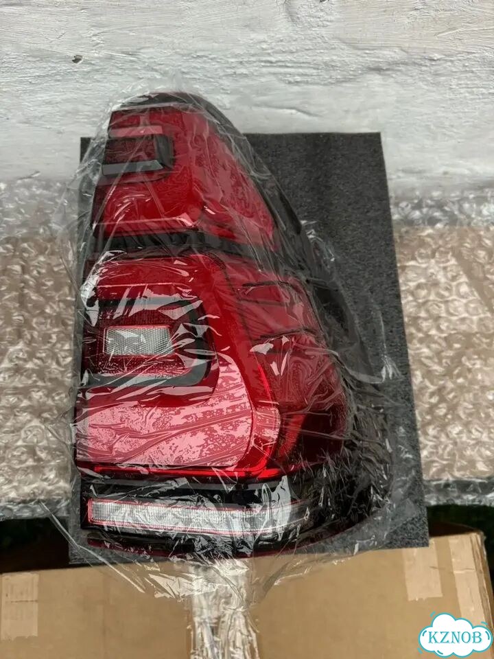 Задние фонари Toyota Land Cruiser Prado LC120 фото 9