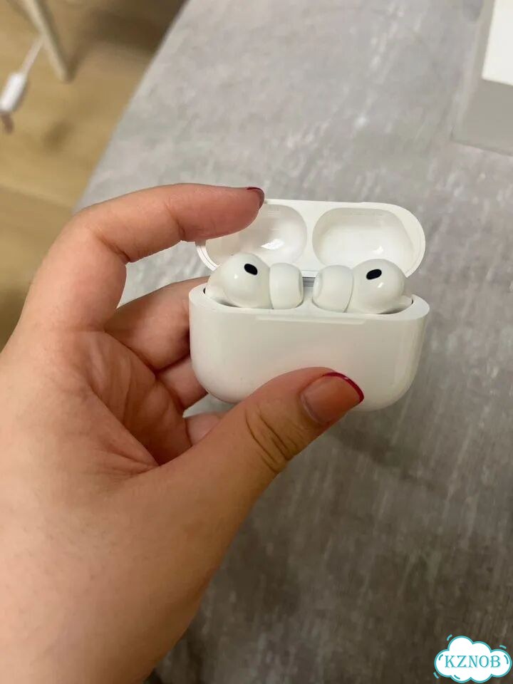 Apple airpods Pro 3 фото 2