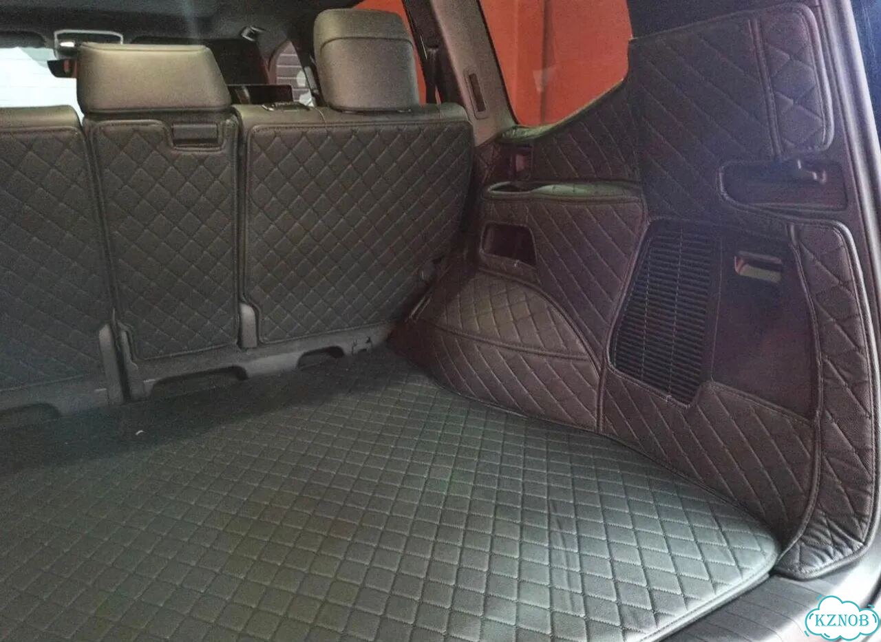3Д коврики в багажник toyota land cruiser 300 фото 3