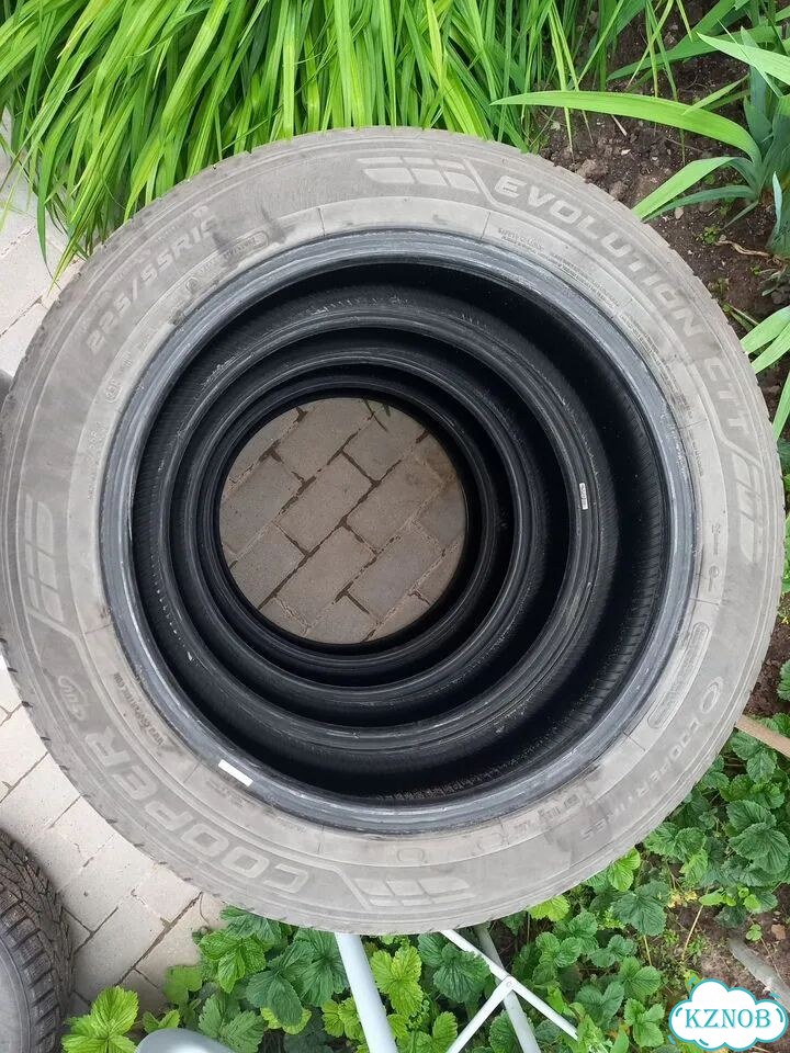 Cooper Evolution CTT 225/55 R19 фото 1