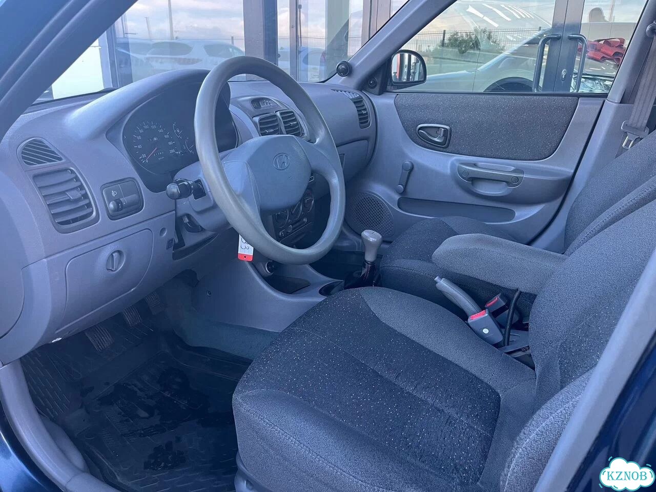 Hyundai Accent 1.5 MT, 2011, 221 213 км фото 10