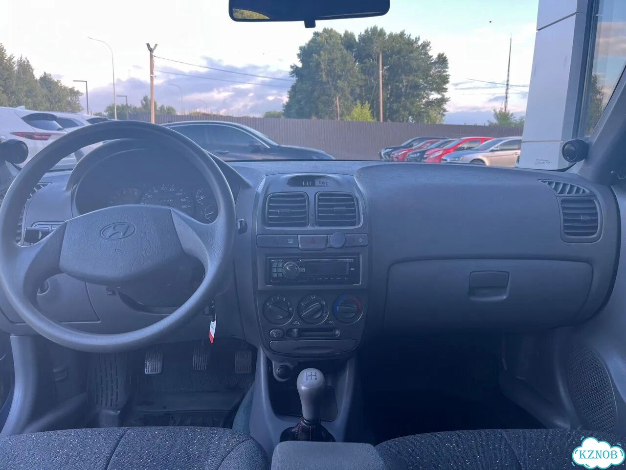 Hyundai Accent 1.5 MT, 2011, 221 213 км фото 14