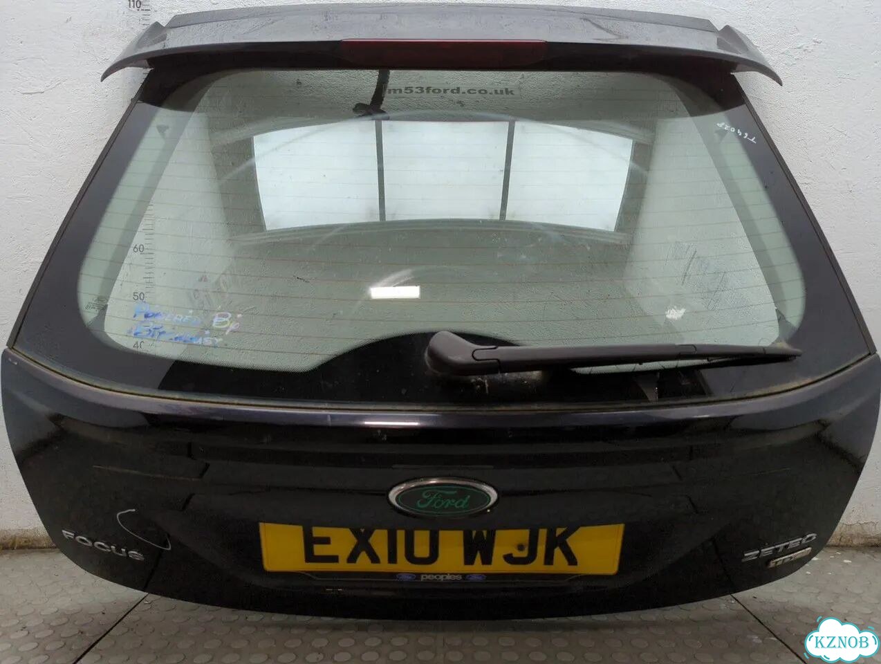 Крышка багажника Ford Focus 2 фото 3
