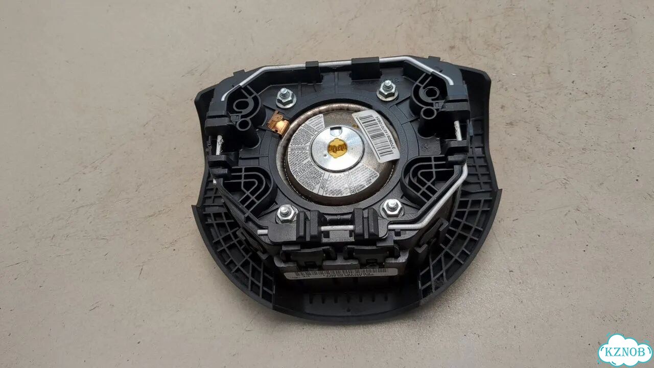 Подушка безопасности водителя Ford Focus 2 фото 3