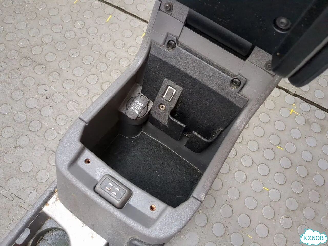 Консоль салона Ford Focus 2 фото 7