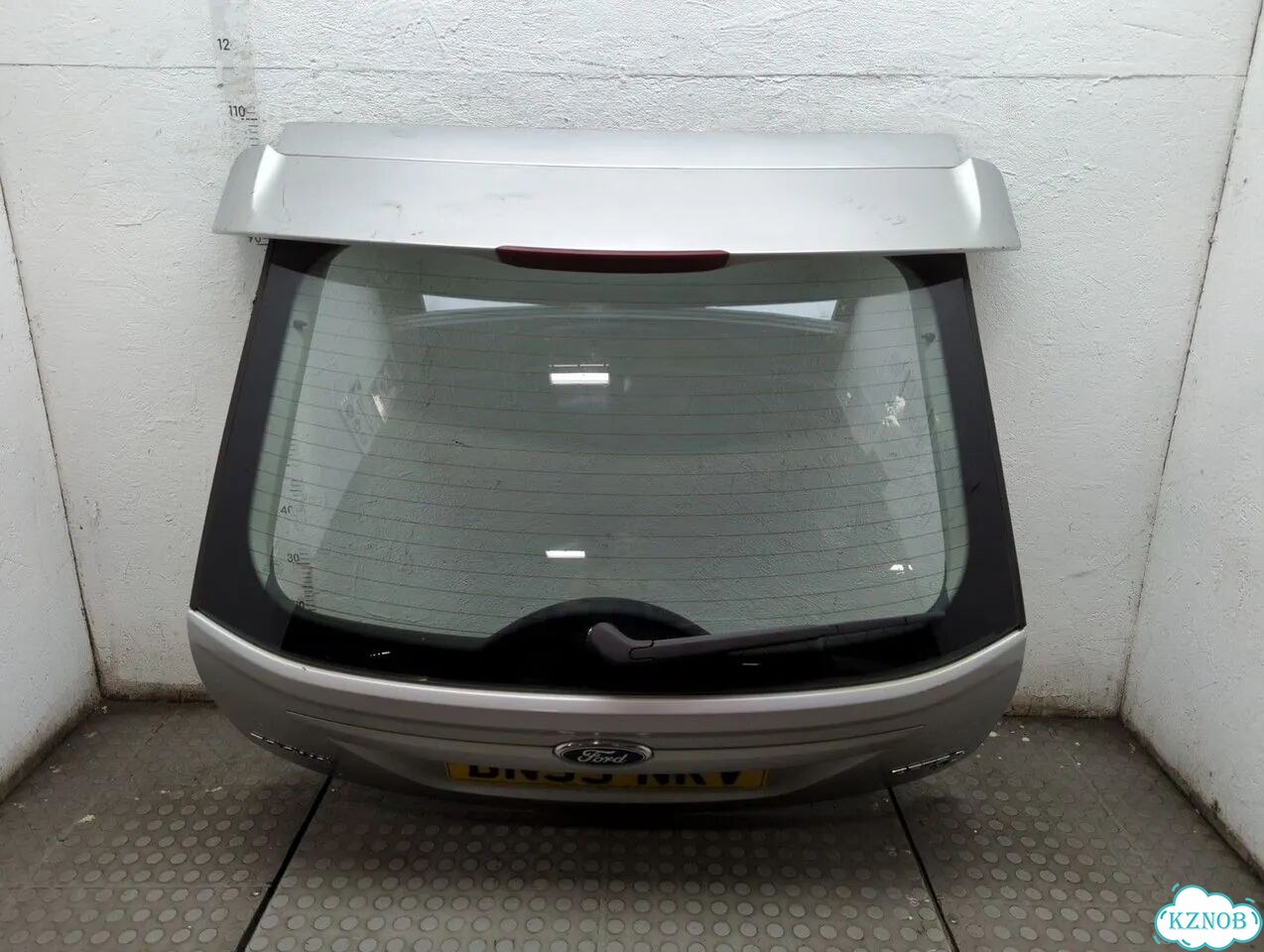 Крышка багажника Ford Focus 2 фото 1