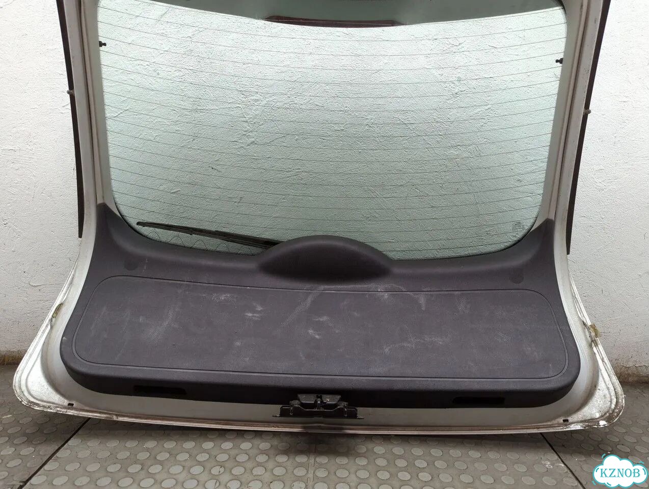 Крышка багажника Ford Focus 2 фото 9