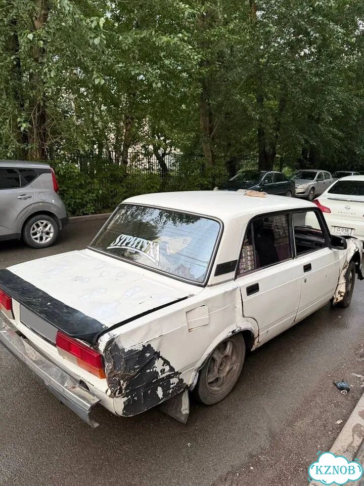 ВАЗ (LADA) 2105 1.5 MT, 1992, битый, 10 900 км фото 4