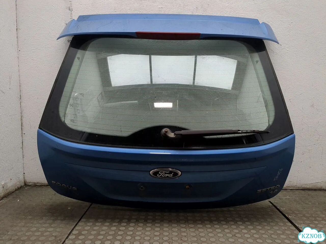 Крышка багажника Ford Focus 2 фото 4