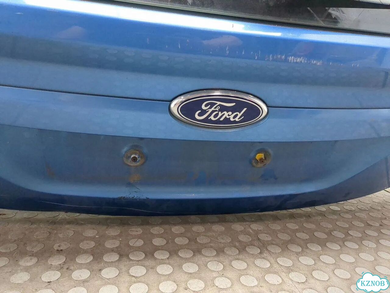Крышка багажника Ford Focus 2 фото 6