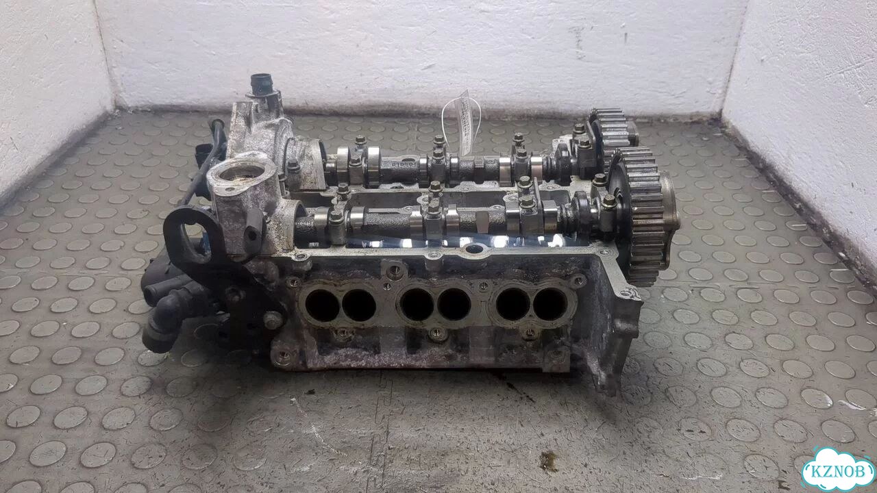 Головка блока (ГБЦ) Ford Focus 3 M1DA фото 3