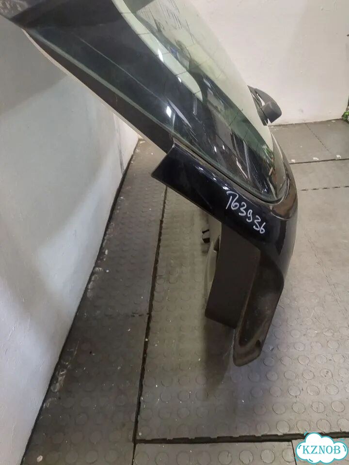 Крышка багажника Ford Focus 3 фото 2