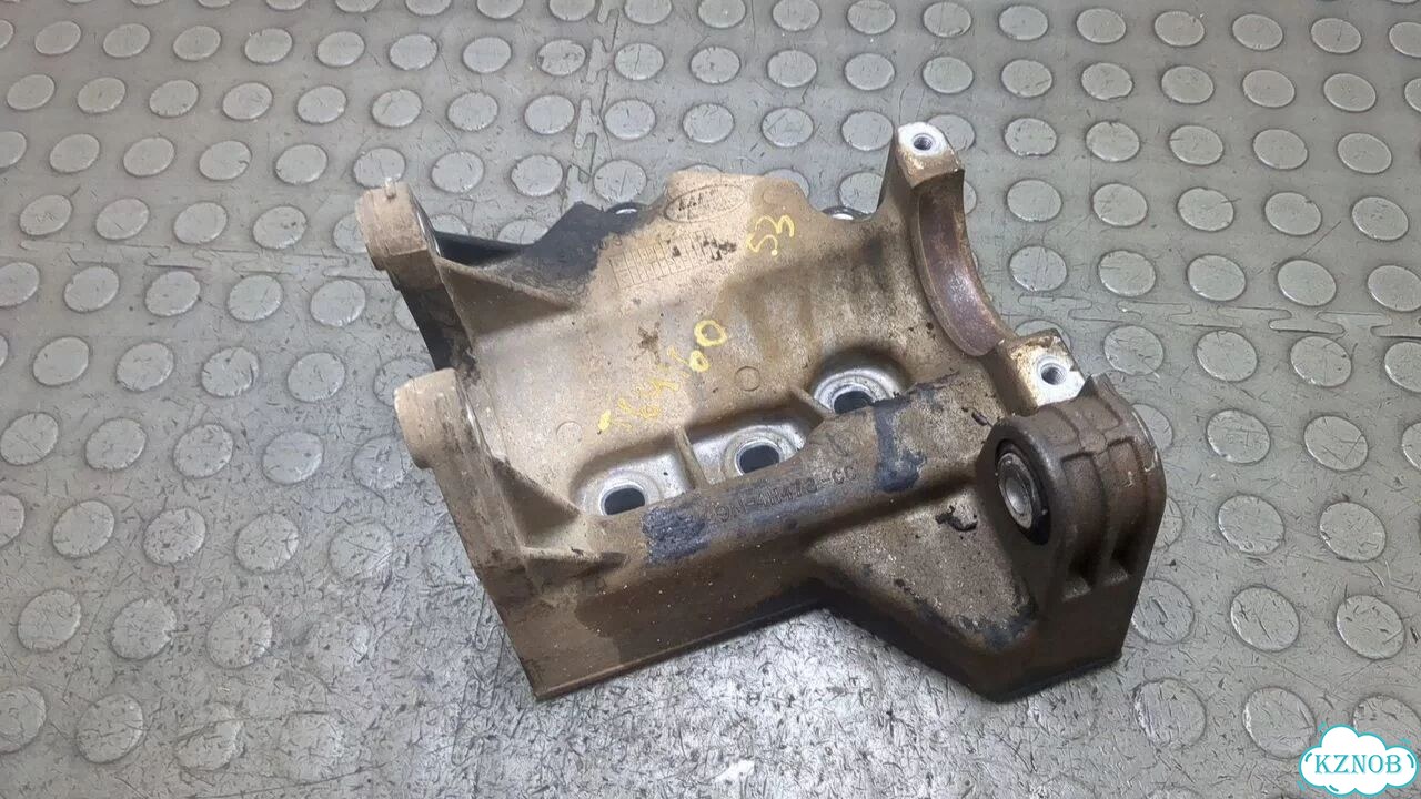 Кронштейн полуоси Land Rover Freelander 2 фото 1