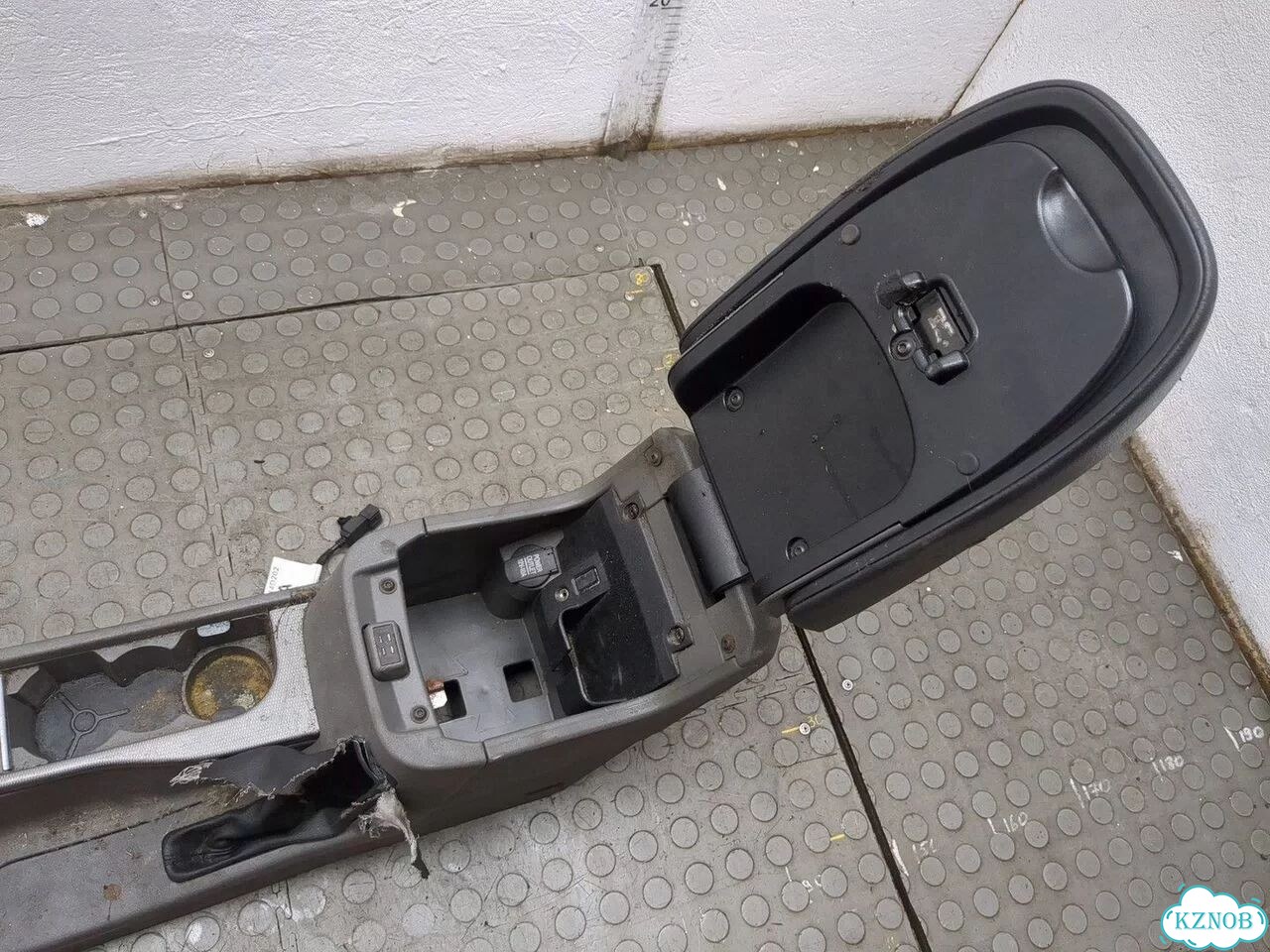 Консоль салона Ford Focus 2 фото 5