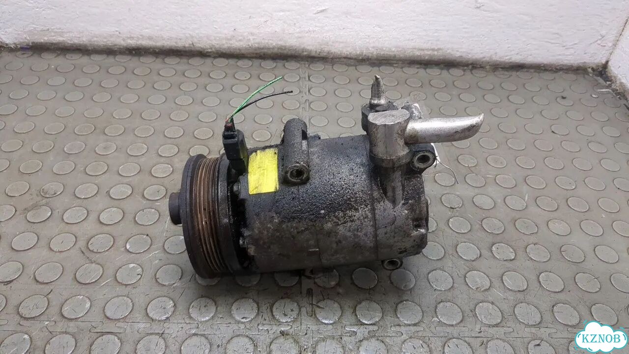 Компрессор кондиционера Ford Focus 2 фото 1
