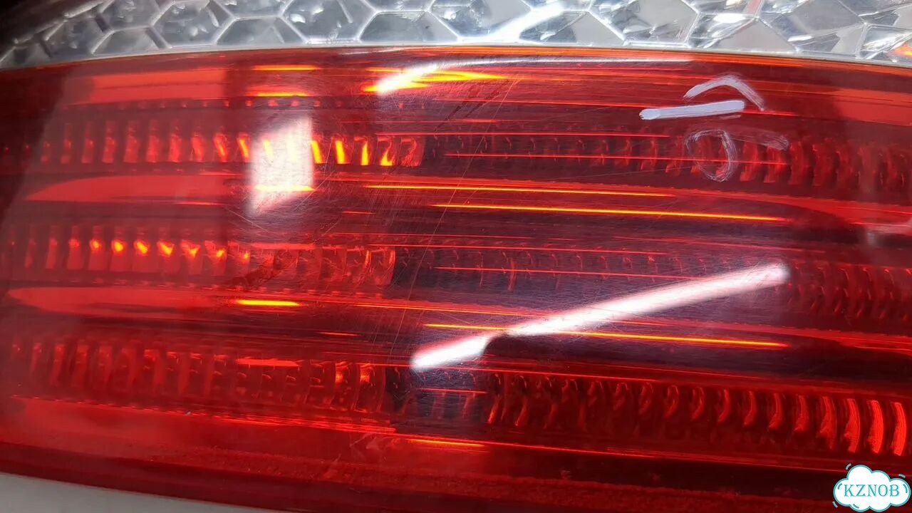 Фонарь (задний) левый Ford Mondeo 4 фото 3