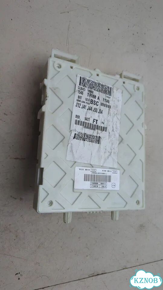 Блок предохранителей Ford Focus 3 фото 2