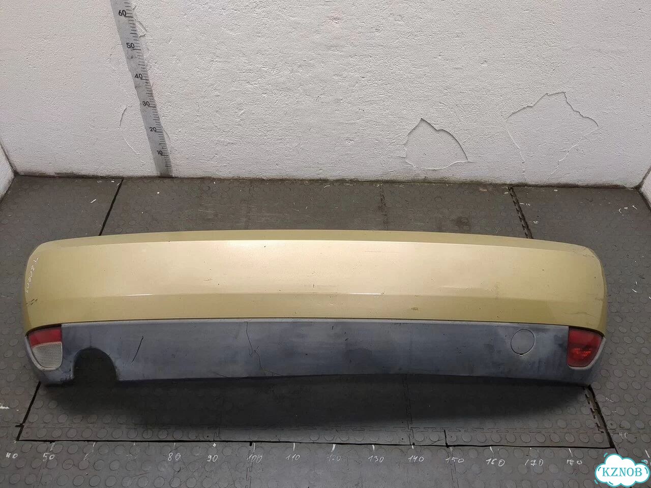 Бампер задний Ford Focus 1 фото 1