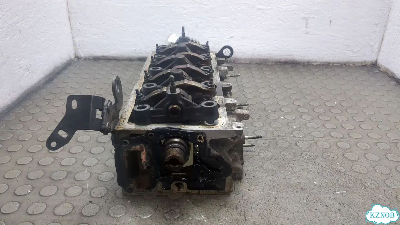 Головка блока (ГБЦ) Citroen C3 KFV фото 4