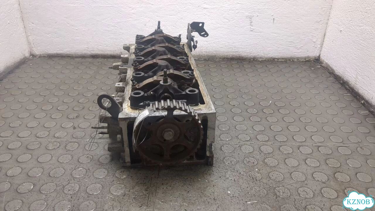 Головка блока (ГБЦ) Citroen C3 KFV фото 6