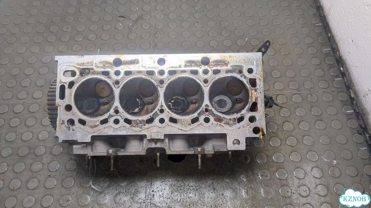 Головка блока (ГБЦ) Citroen C3 KFV фото 7