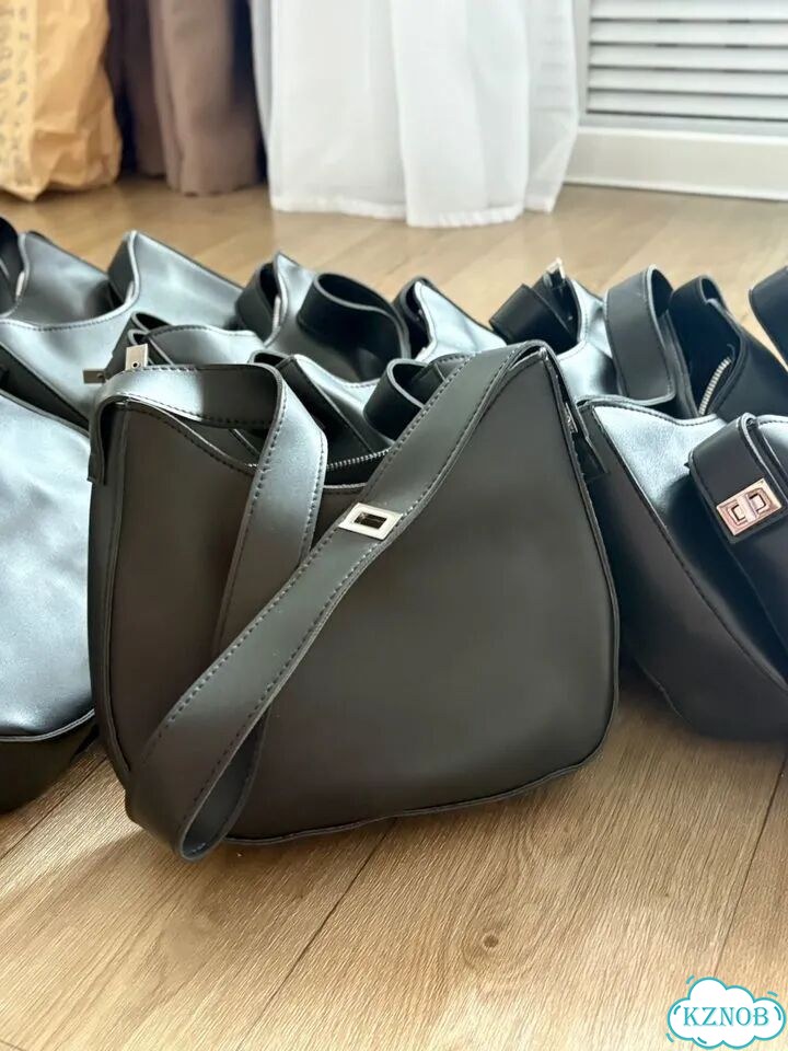 Сумка женская через плечо фото 1
