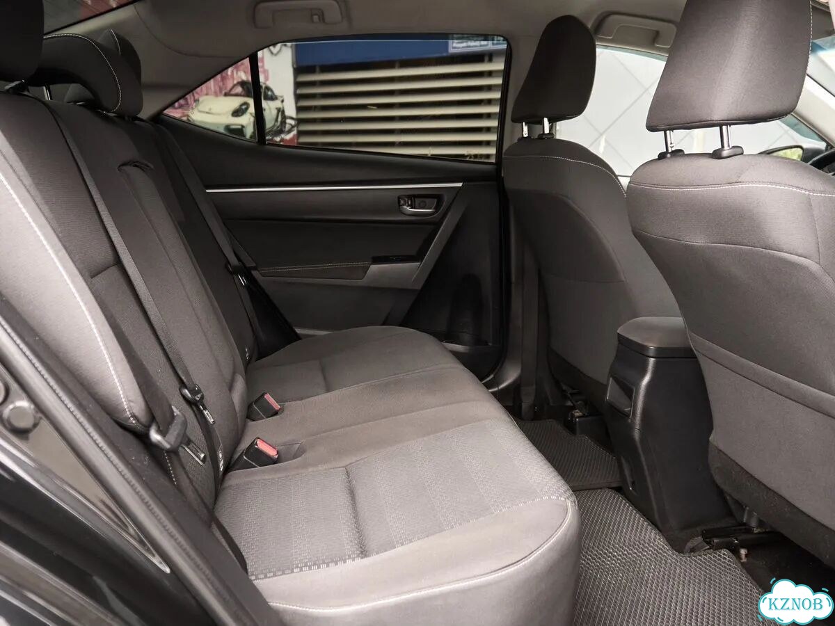 Toyota Corolla 1.8 CVT, 2018, 135 236 км фото 7